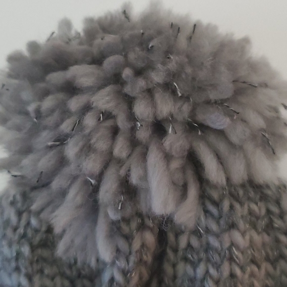 🆕️ Pearl Knit Pom Hat Fleece Lined - Picture 5 of 10